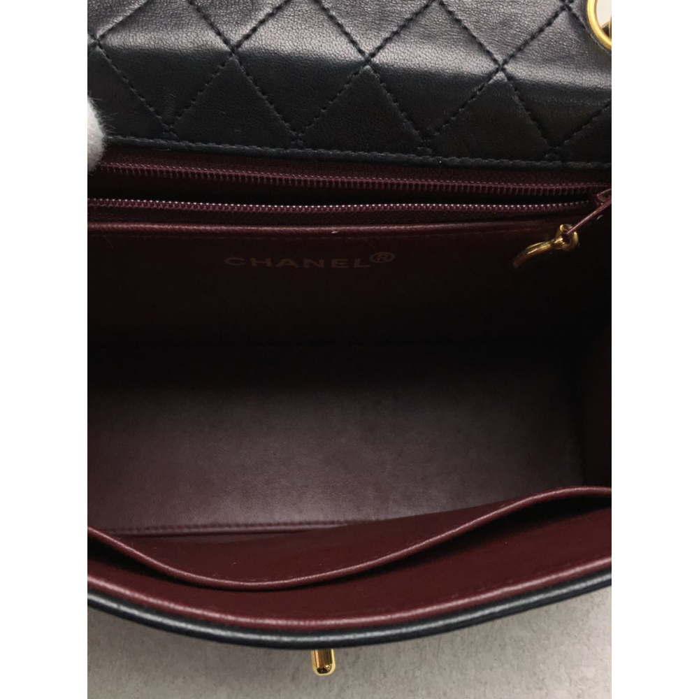 Chanel Lamb Leather Chain Shoulder Bag Black - Picture 2 of 6